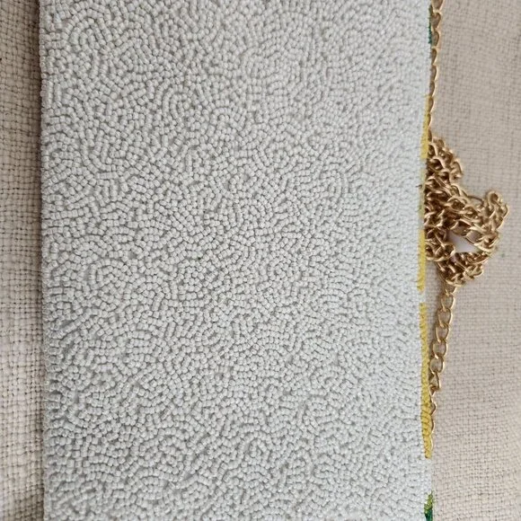 Lemon beaded crossbody made in India - Picture 6 of 6